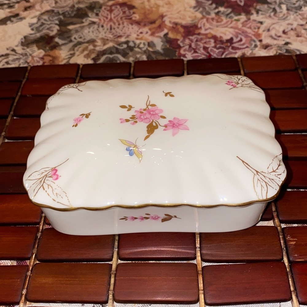 Mikasa Covered Trinket Dish Belle Epoque Porcelain B2005